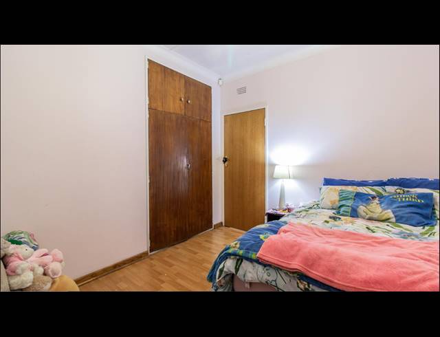 3 BEDROOM FREEHOLD FOR SALE IN RANDHART